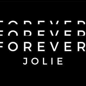 Meet your Posher, Jolie